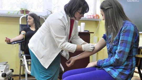 Prawie 17 litrów krwi oddali uczniowie "Ekonomika"