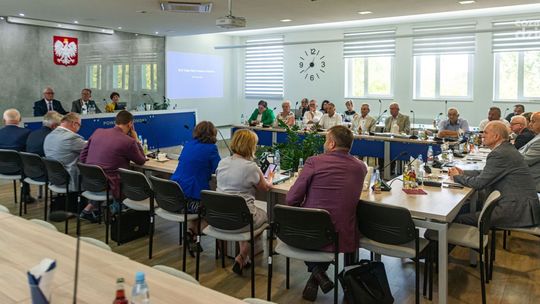 Prawo i Sprawiedliwość z większością w Radzie Powiatu Radomskiego Prawo i Sprawiedliwość z większością w Radzie Powiatu Radomskiego