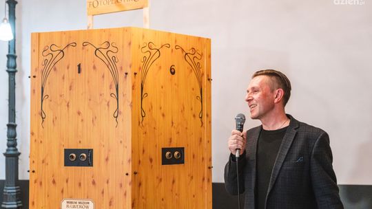 Premiera fotoplastikonu ze zdjęciami 3D