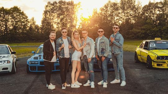 Premiera od grupy Playboys oraz Pięknych i Młodych