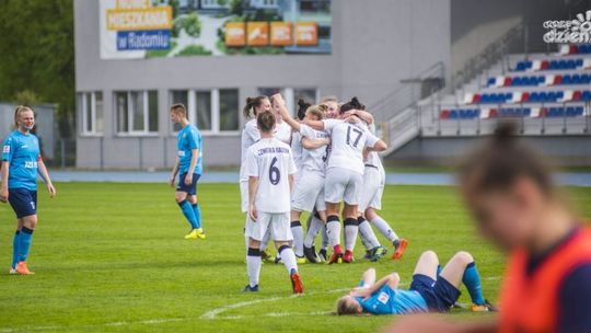 Premierowa wygrana naszych piłkarek