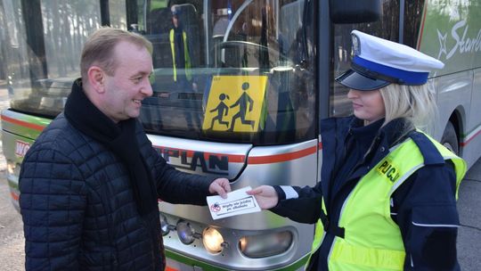 Prewencyjnie rozmawiali z kierowcami