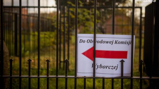 Prezydent Radomia i wiceszef MON zagłosowali