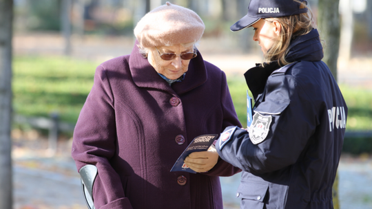 Próba oszustwa "na policjanta". Seniorka nie dała się zwieść 