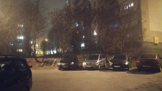 Próba samobójcza w wieżowcu na Sycyńskiej? 