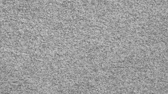 Proces produkcji filcu: od surowca do gotowego produktu