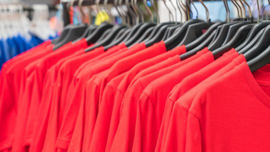Producent odzieży reklamowej Texman, opowiada jak stworzyć odpowiednią odzież na targi