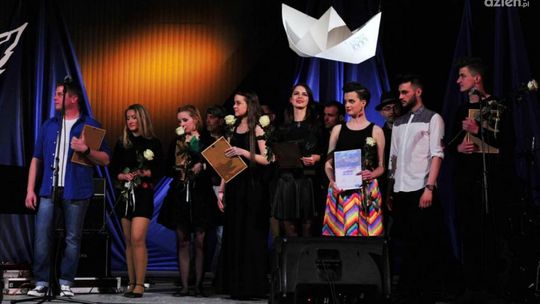 "Prysznice" rozdane. Poziom znów wysoki. "Prysznice" rozdane. Poziom znów wysoki.