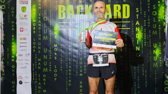 Przebiegł ponad 281 km! Wincenty Korczak w czołówce Backyard Ultra!