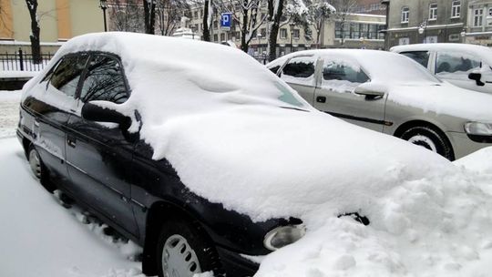 Przeparkujcie samochody z płatnej strefy!