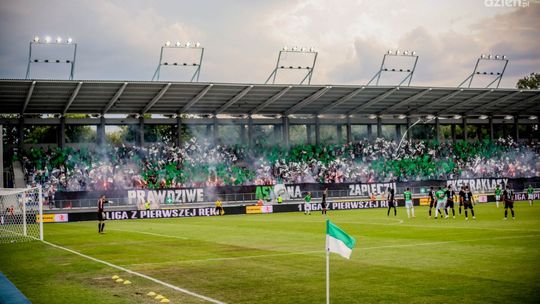 Przetarg na oświetlenie stadionu wstrzymany