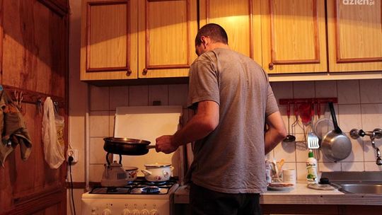 Przewrotny panegiryk na cześć panów nieumiejących gotować