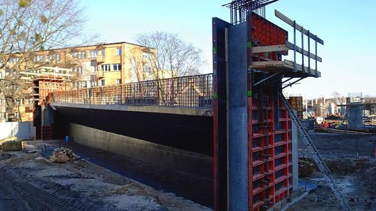 Przy budowie nowych wiaduktów na ul. Żeromskiego praca wre