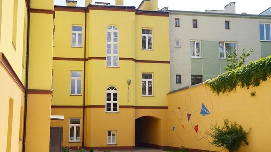 Przy Dzierzkowskiej dawna "ósemka" jak nowa