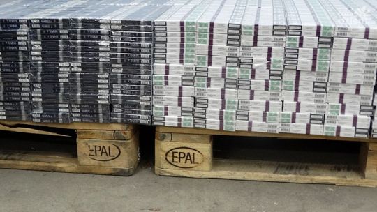 Przysucha. Przewozili papierosy bez akcyzy