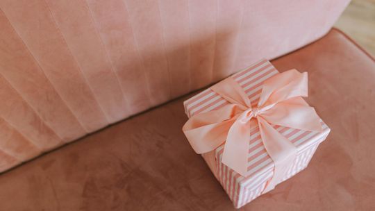 Pudełka na magnes — eleganckie i funkcjonalne opakowania premium