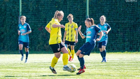 Punkty dla piłkarek HydroTrucku Radom w zaległym meczu
