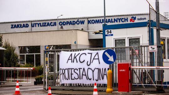 Radkom. Strajk ostrzegawczy pracowników