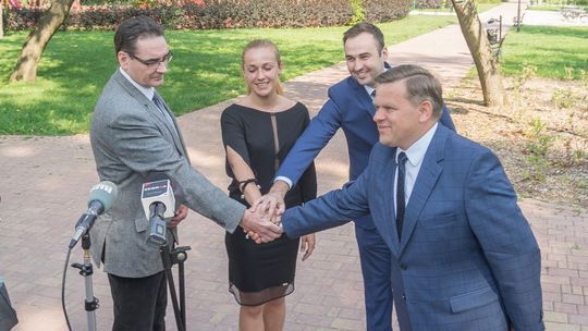 Radni Bezpartyjni poparli PiS