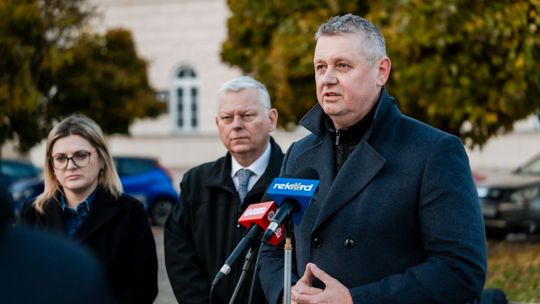 Radni PiS krytykują decyzje budżetowe w Radomiu. Kalinowska odpowiada