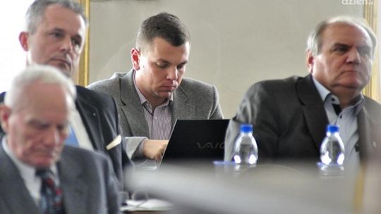 Radni w Internecie … tylko przed wyborami?