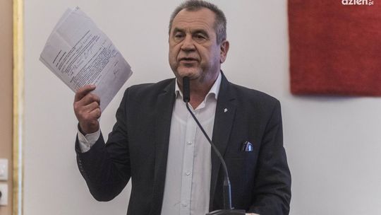 Radny Koalicji Obywatelskiej stawia warunek przed głosowaniem