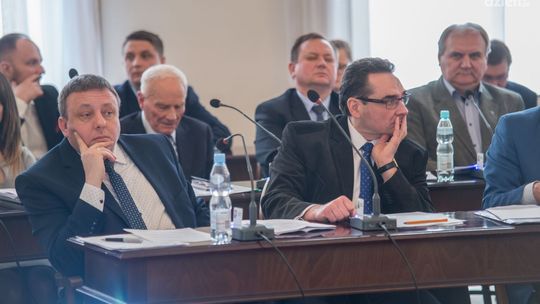 Radom bez budżetu! Radni po raz drugi powiedzieli "nie"!