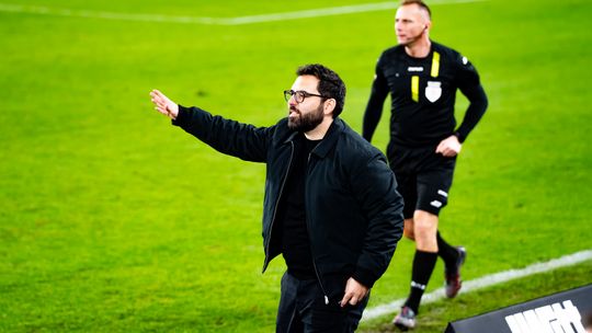 Pierwsza porażka Goncalo Feio w Radomiaku. Zieloni wypunktowani przez mistrza Polski w Poznaniu