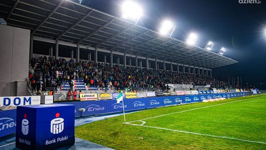 Radomiak - Piast bez kibiców. Wojewoda zamknął stadion