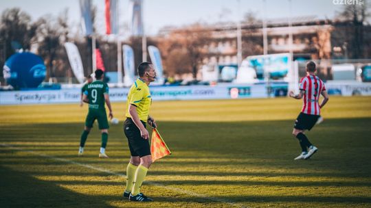 Radomiak Radom wypunktowany przez Cracovię. Zieloni stracili dwa gole i Justiniano
