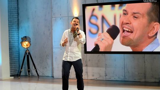 Radomianin Paweł Mosiołek w "Pytaniu na śniadanie"