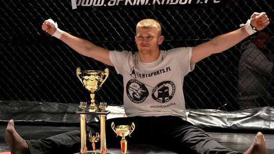 Radomianin trenuje z gwiazdami MMA