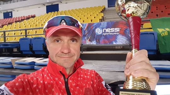 Radomianin został legendą. Wygrał morderczy ultramaraton!