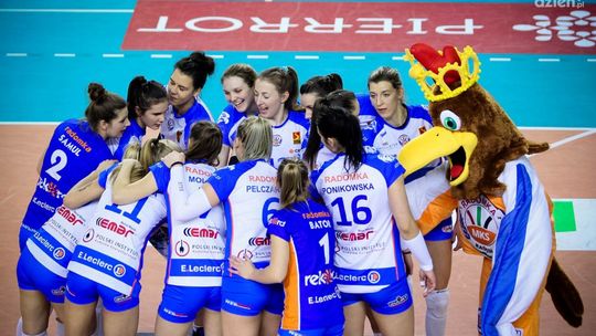 Radomka podejmuje Karpaty