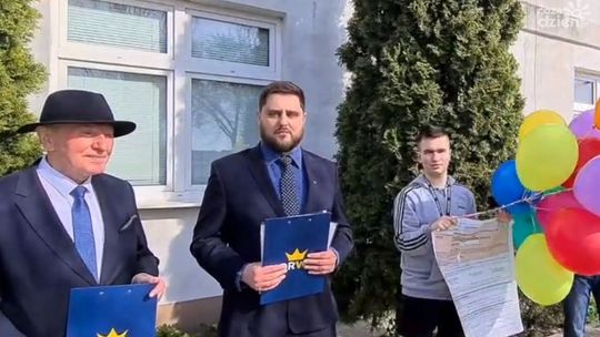 Radomska partia KORWiN wysłała PIT w kosmos. To protest przeciwko składaniu zeznań podatkowych