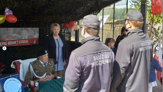 Radomska Służba Więzienna uczciła 100 urodziny powstańca Henryka Filipskiego