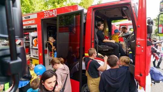 Radomski Piknik Strażacki. Była możliwość obejrzenia sprzętu