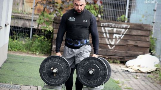 Radomski strongman z awansem na Mistrzostwa Polski
