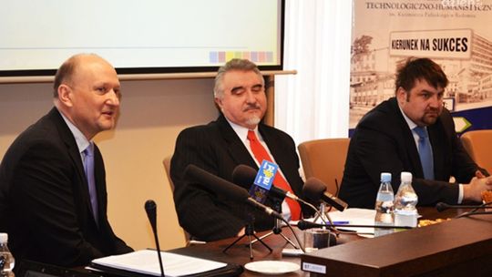 Radomski uniwersytet z nagrodą