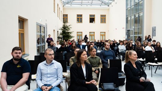 Radomskie Forum Młodzieżowe. Ciekawe panele i wiele zainteresowanych