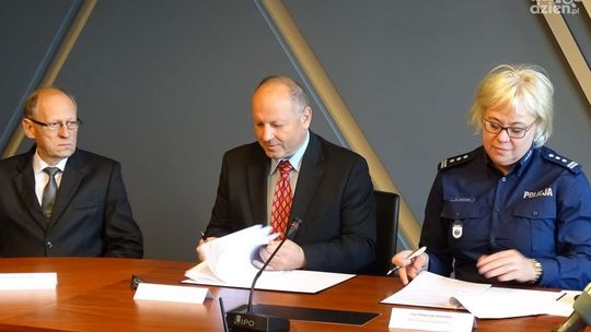 Radomskie pistolety dla policjantów