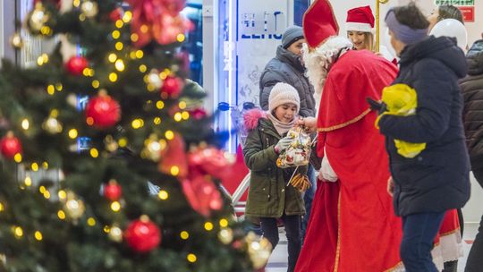 Radosne spotkanie Mikołajów