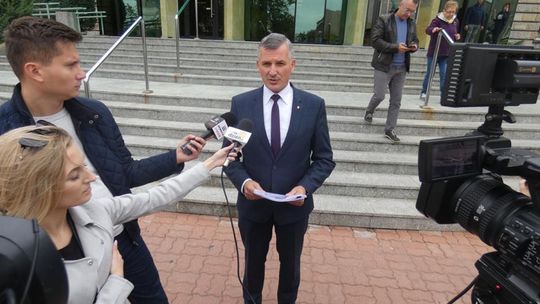 Rajkowski pozwał Skurkiewicza