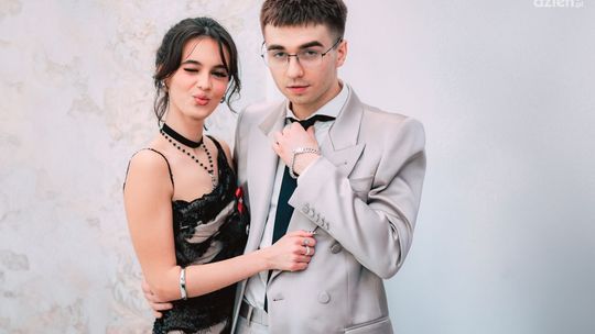 Raper Mata na studniówce! Był partnerem tegorocznej maturzystki