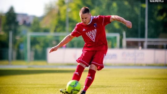 Remis i kolejne wzmocnienia Broni