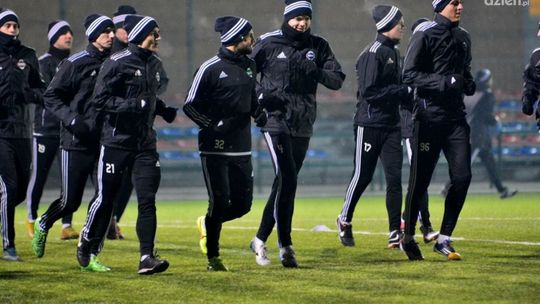 Remis Radomiaka ze Zniczem