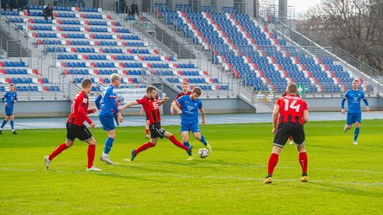 Remis radomskiej Broni na własne życzenie. Prowadzili różnicą dwóch bramek
