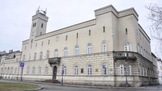 Remont ratusza - na razie przetarg na dokumentację