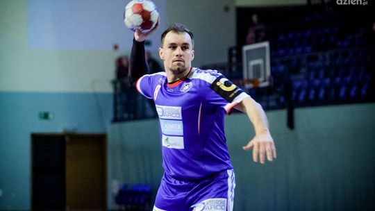 Rewanże czas start. Uniwersytet zagra z Chrzanowem