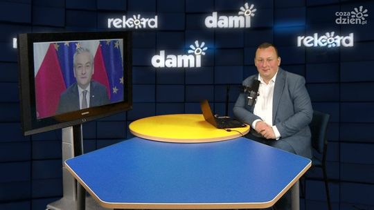 Robert Biedroń: Nawrzucajmy Kaczyńskiemu i Dudzie do skrzynki